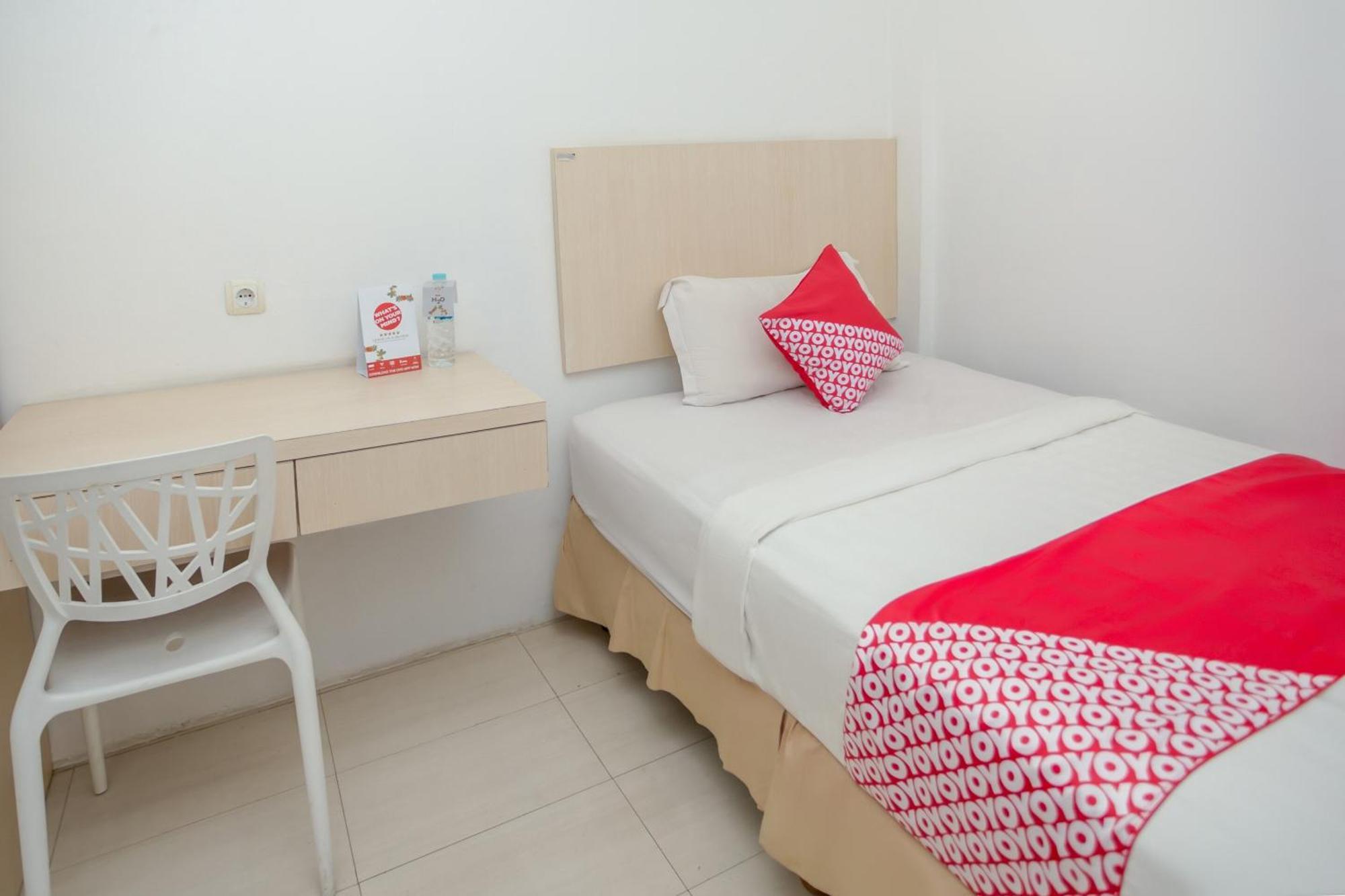 Hotel Oyo 850 Lapan Lapan Banjarmasin  Exterior foto